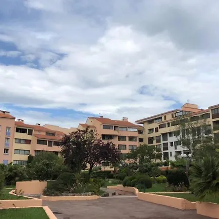 Balcon Des Arenes 1e Etage Piscine Tennis Daire Fréjus